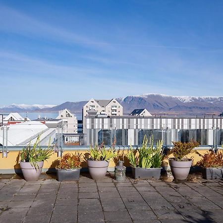 Penthouse Apartment With Panasonic Mountain View 雷克雅維克 外观 照片